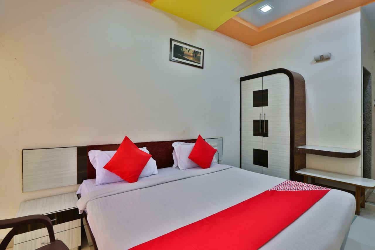 Hotel Relax Inn Diu Exteriör bild