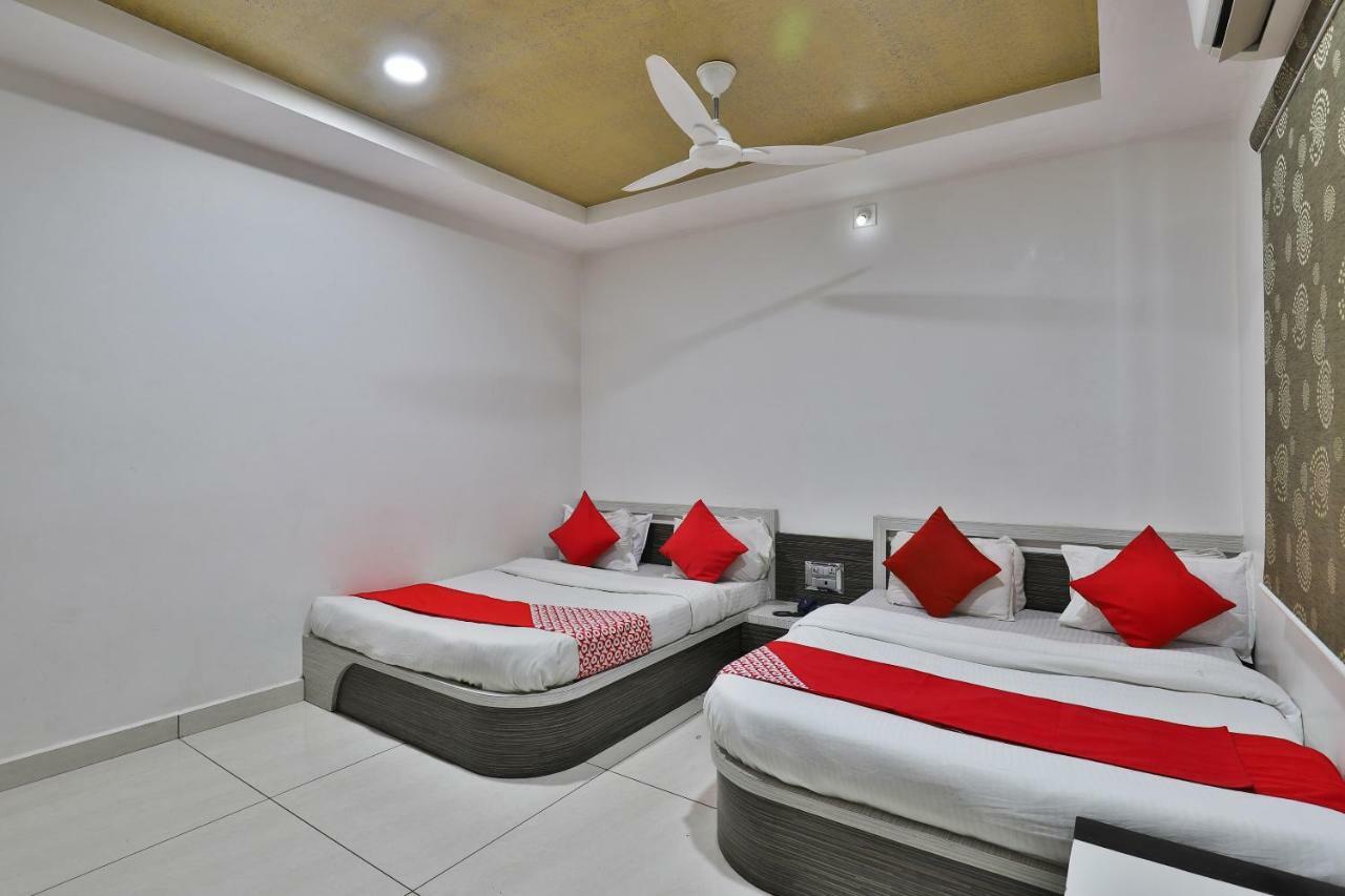 Hotel Relax Inn Diu Exteriör bild